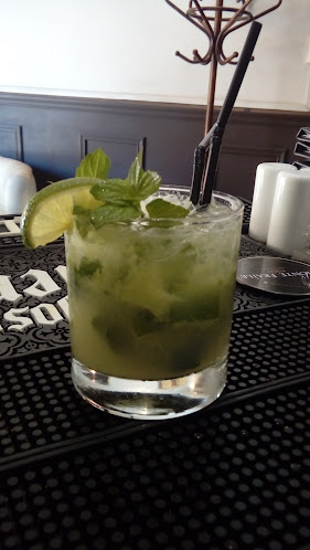 IL PAPARAZZO RISTORANTE & WINEBAR