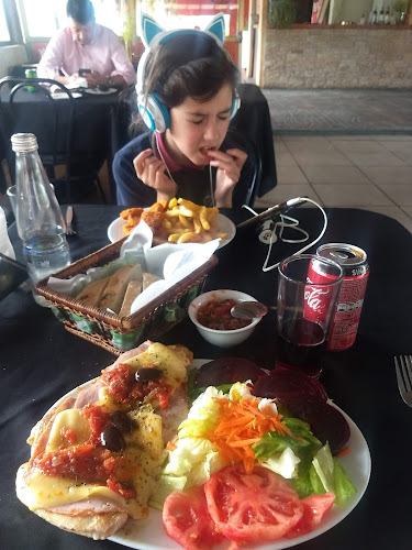 Opinii despre Restaurant La Juanita în Penaflor - Gastronomía y hostelería