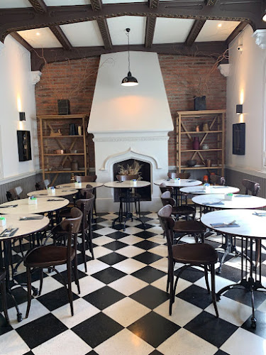 Av. Luis Thayer Ojeda 424, 7510068 Providencia, Región Metropolitana