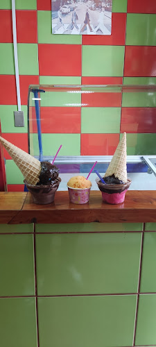 Heladería Glotón Junior - Gastronomía y hostelería