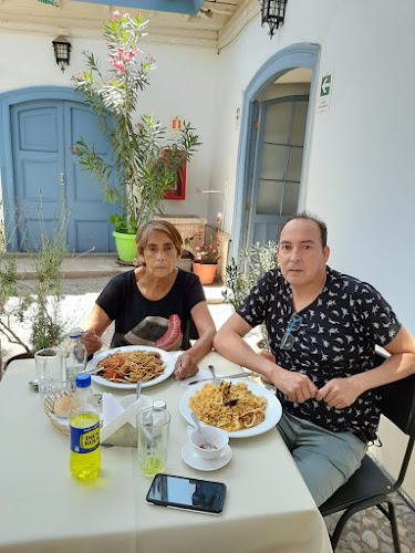 Pachacutec. Restaurant Peruano Phone number