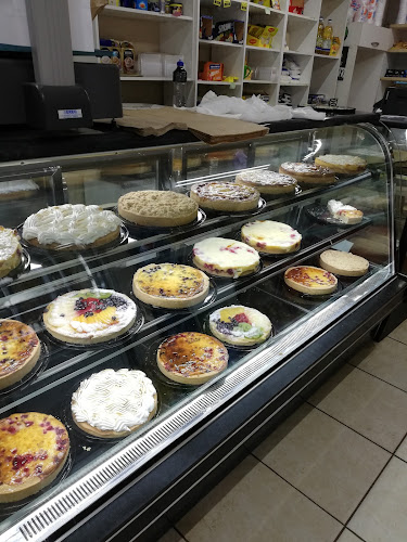 "Rico Sabor" Panadería Y Pastelería. - Padre las Casas