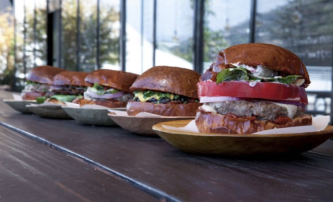 Costanera Sur S.J.E. de Balaguer 5970, 7640804 Vitacura, Región Metropolitana