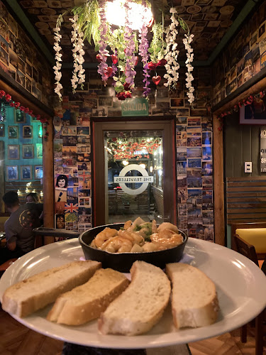 Comentarii opinii despre The Travellers Resto Bar