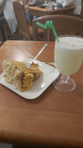 Cafetería Kalabrano Open Times