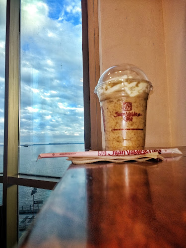 Juan Valdez - Puerto Montt Open Times