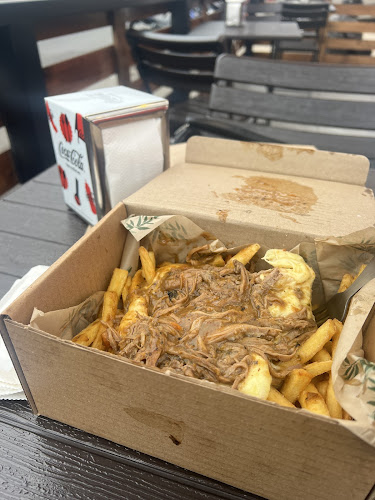 La Maestra Sanguchería - Gastronomía y hostelería