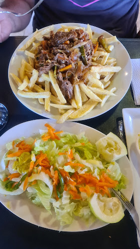 Sandwicheria y cafetería KM bien Phone number