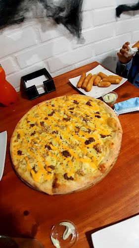 Bocatta Food Pizzería Phone number