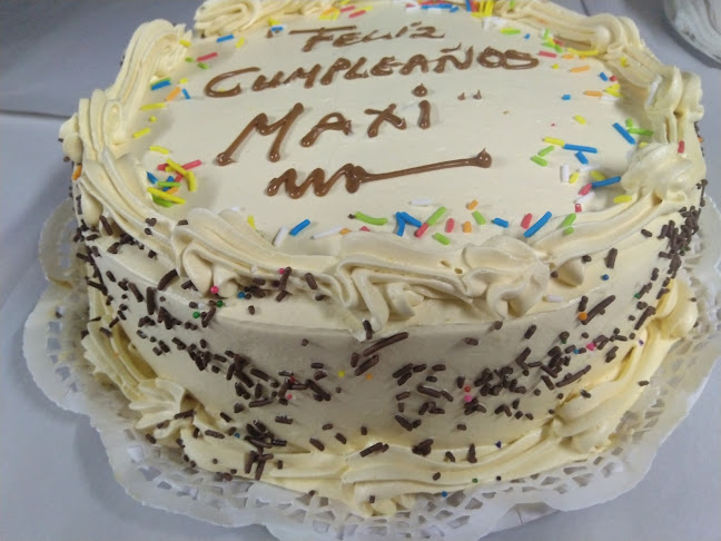 Opinii despre Panaderia Brisas del sur în Estación Central - Gastronomía y hostelería