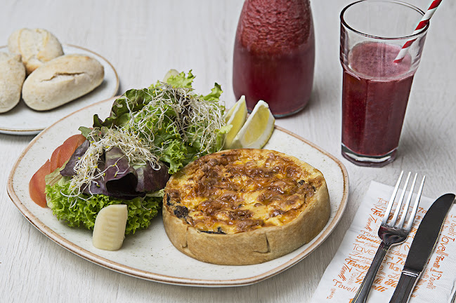 Av. Príncipe de Gales 6543, 7850308 Santiago, La Reina, Región Metropolitana