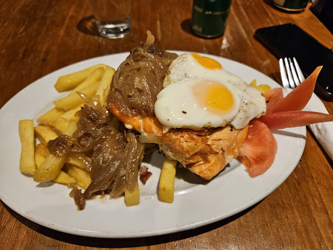 Café Sherlock Open Times