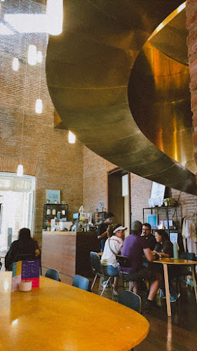 La huérfana - Santiago