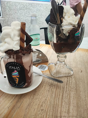 Comentarii opinii despre Heladería ITALIA1609 Café & Crêpe