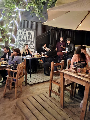 Araukasa Sanguches & Bar