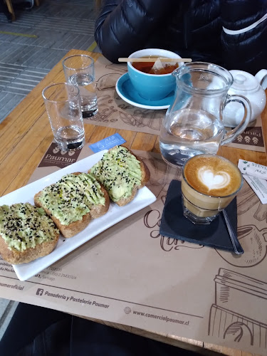 Cafetería y pastelería Paumar Phone number