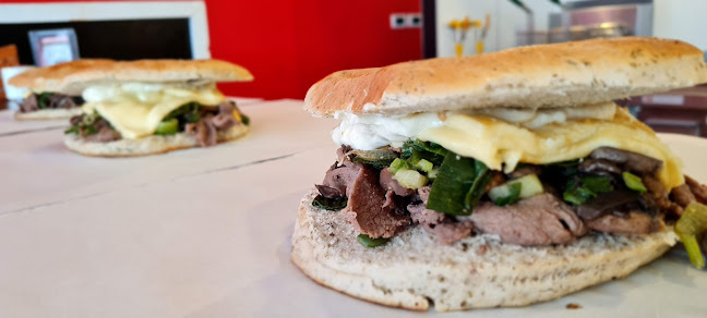Opinii despre Fusión Sandwich , colo colo alto în Villarrica - Gastronomía y hostelería