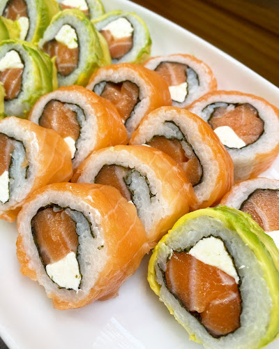 Daisuki Sushi Bar & Delivery - La Florida