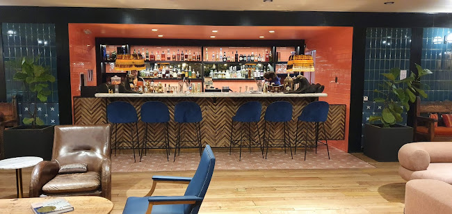 The Piano Bar At the Aubrey