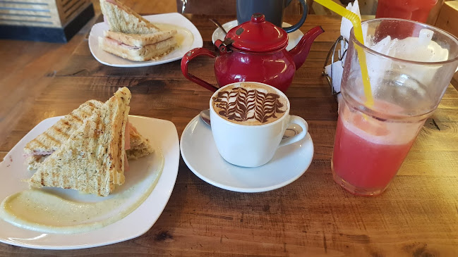 Canaima -café y cultura- - Providencia