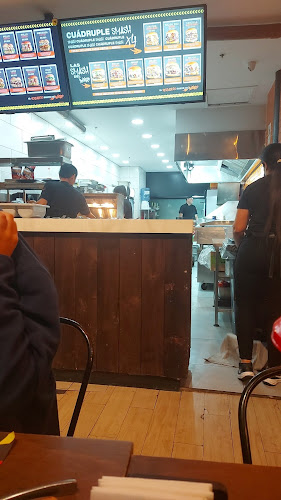 La Sanguchera del Barrio Open Times