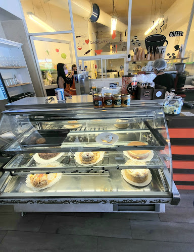 Av. Luis Thayer Ojeda 2354, 7510981 Providencia, Región Metropolitana