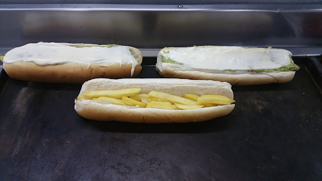 Opinii despre Hamburguesería bajon del taz în Maipú - Gastronomía y hostelería