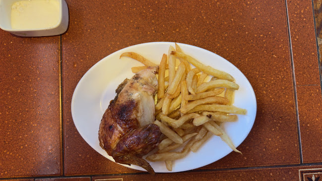 Todo Pollo Restaurant - Gastronomía y hostelería