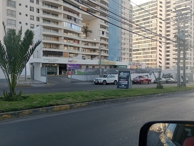 Av. Francisco Bilbao 3717, 1111601 Iquique, Tarapacá