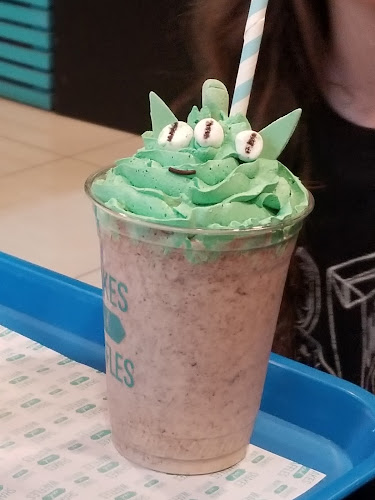 Shakes and Waffles - Huechuraba