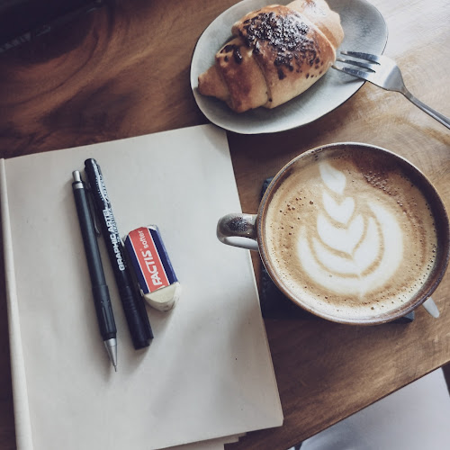 Comentarii opinii despre cafépoiesis /café de especialidad/té de origen/tostaduría