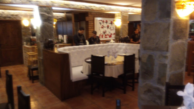 CRUDOS VALDIVIA - Gastronomía y hostelería