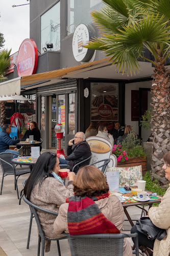 Detrás de la Taza - Chillán