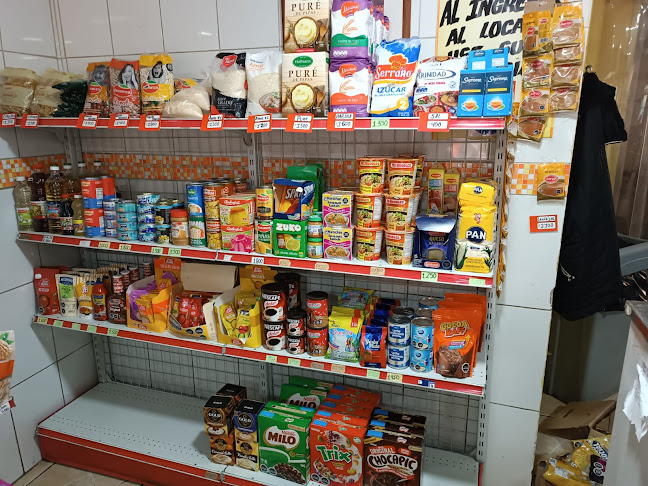 Delicatesse: Panadería y Almacen - Recoleta