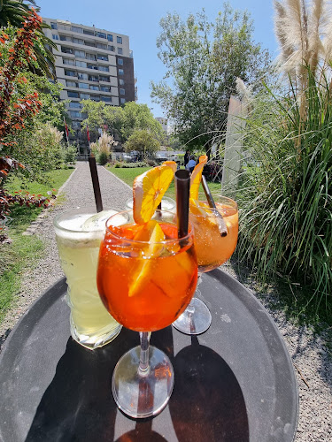 Club Suizo Phone number