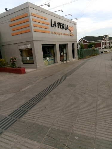 Comments and reviews of Panificadora la Perla