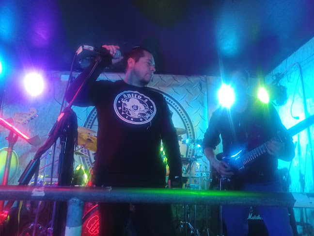 Comentarii opinii despre Antro's Rock Bar