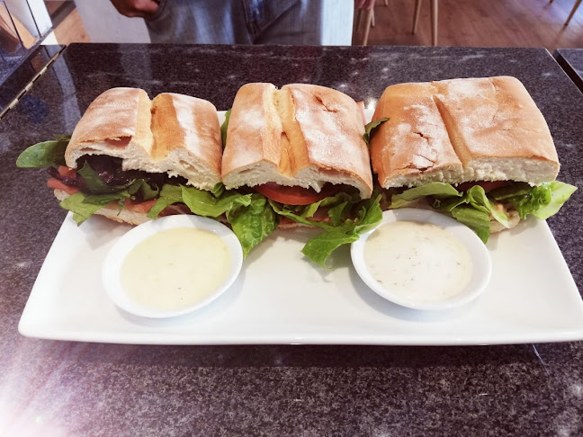 Comentarii opinii despre Mandala's Coffee Shop