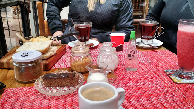 Comentarii opinii despre QuéQuería Isabel?