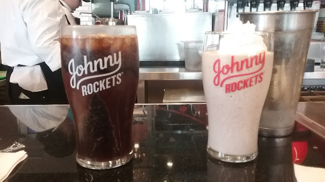 Johnny Rockets Mallplaza Oeste Open Times