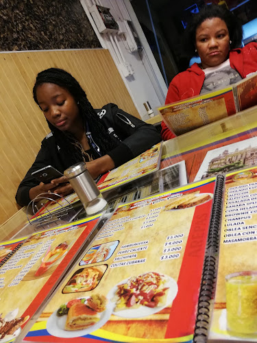 Opinii despre Cholados Y Pizza Del Valle în Santiago - Gastronomía y hostelería