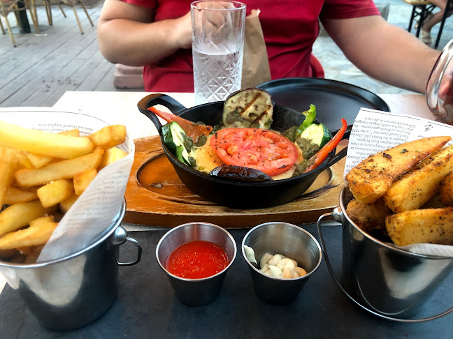 Cam. La Hacienda 48, 2910000 Machalí, O'Higgins