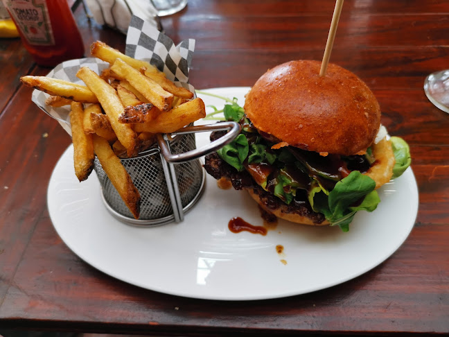 Opinii despre Emporio Simple Food în Pichilemu - Gastronomía y hostelería