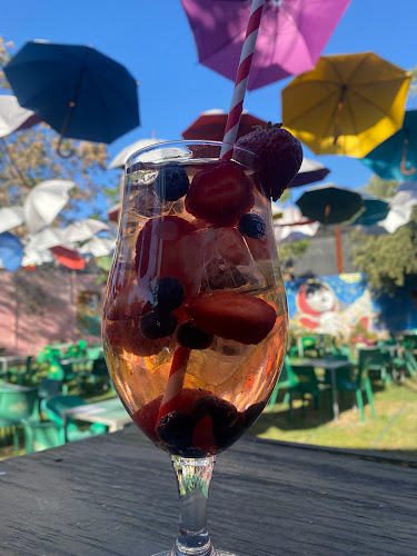 Opinii despre Charros Café Bar Restaurant în Los Andes - Gastronomía y hostelería