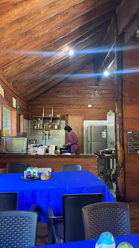 Reviews of Cocinería Mapuche Ñaña Juanita in Curarrehue - Gastronomía y hostelería