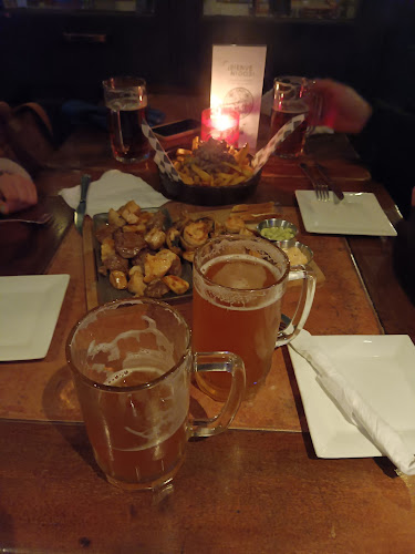 Santos Pecadores - Chillán