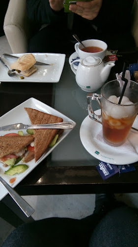 Incontri Café Open Times