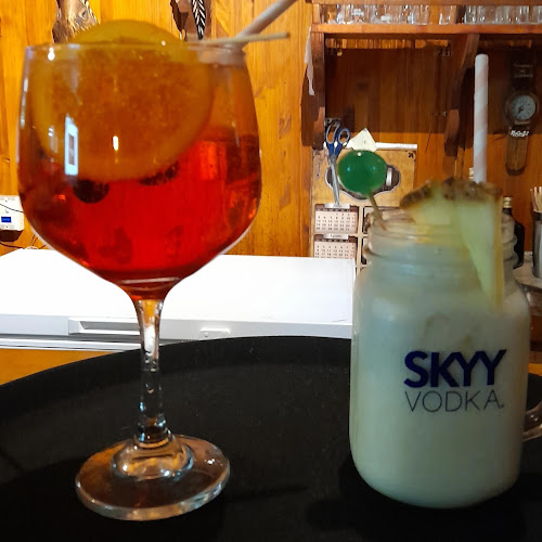 PUB MICLUB 80 PENCO - pizzas, ceviche, tragos, sandwich, tablas, cerveza artesanal, bar, restobar - Penco