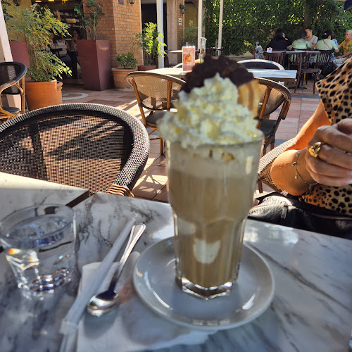 Cafeteria Tavelli La Reina - Gastronomía y hostelería