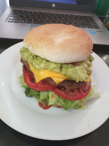 Opinii despre Cafetaleros în Providencia - Gastronomía y hostelería